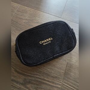 Chanel makeup pouch bag